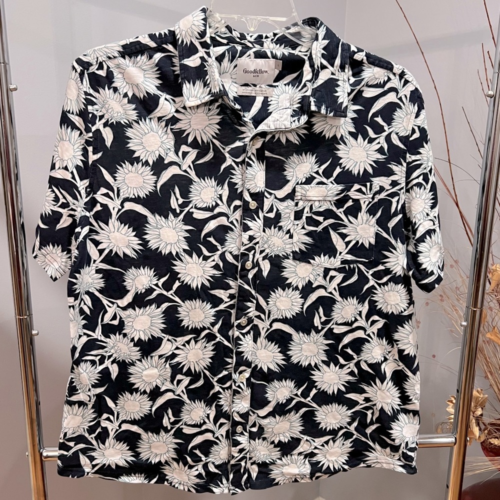 Goodfellow & Co Black Floral Short-Sleeve Button-Up Shirt